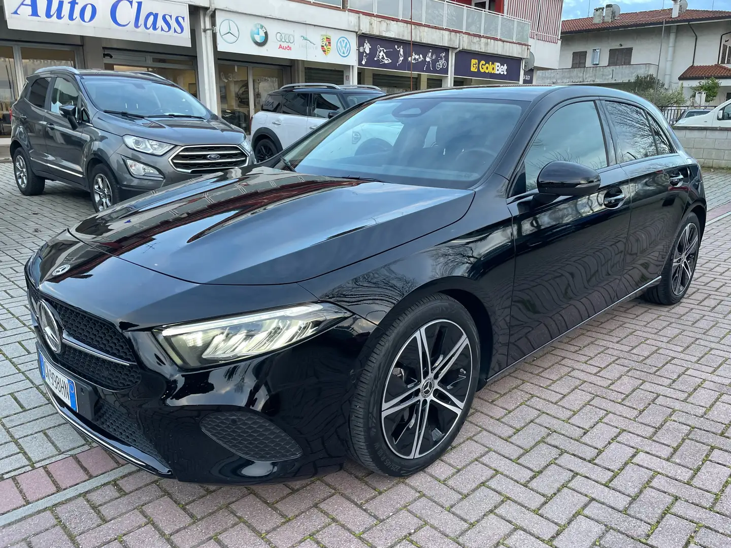 Mercedes-Benz A 180 A 180 d Progressive Advanced auto Nero - 1