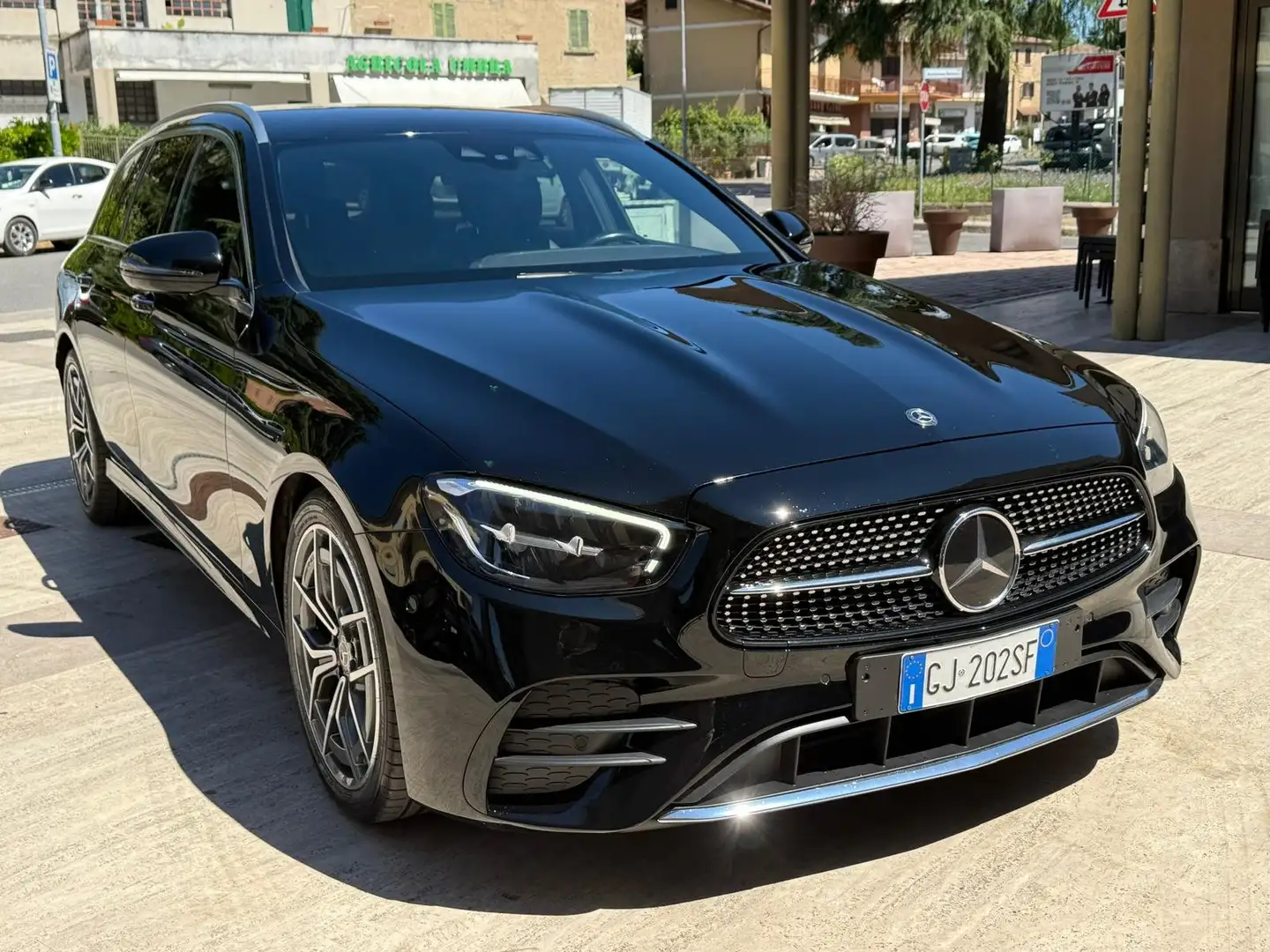 Mercedes-Benz E 220 Classe E SW d Premium Pack  AMG  auto Noir - 1