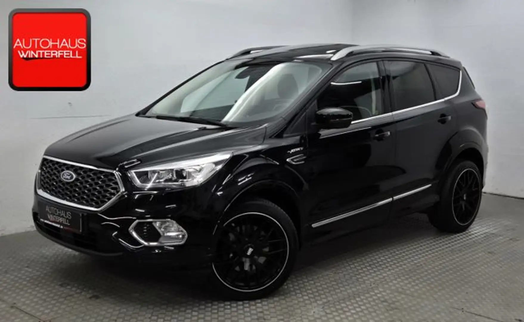 Ford Kuga 2.0 TDCi 4x4 Aut. Vignale PANO+AHK+KAMERA+ Zwart - 1