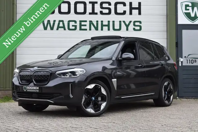 BMW iX3