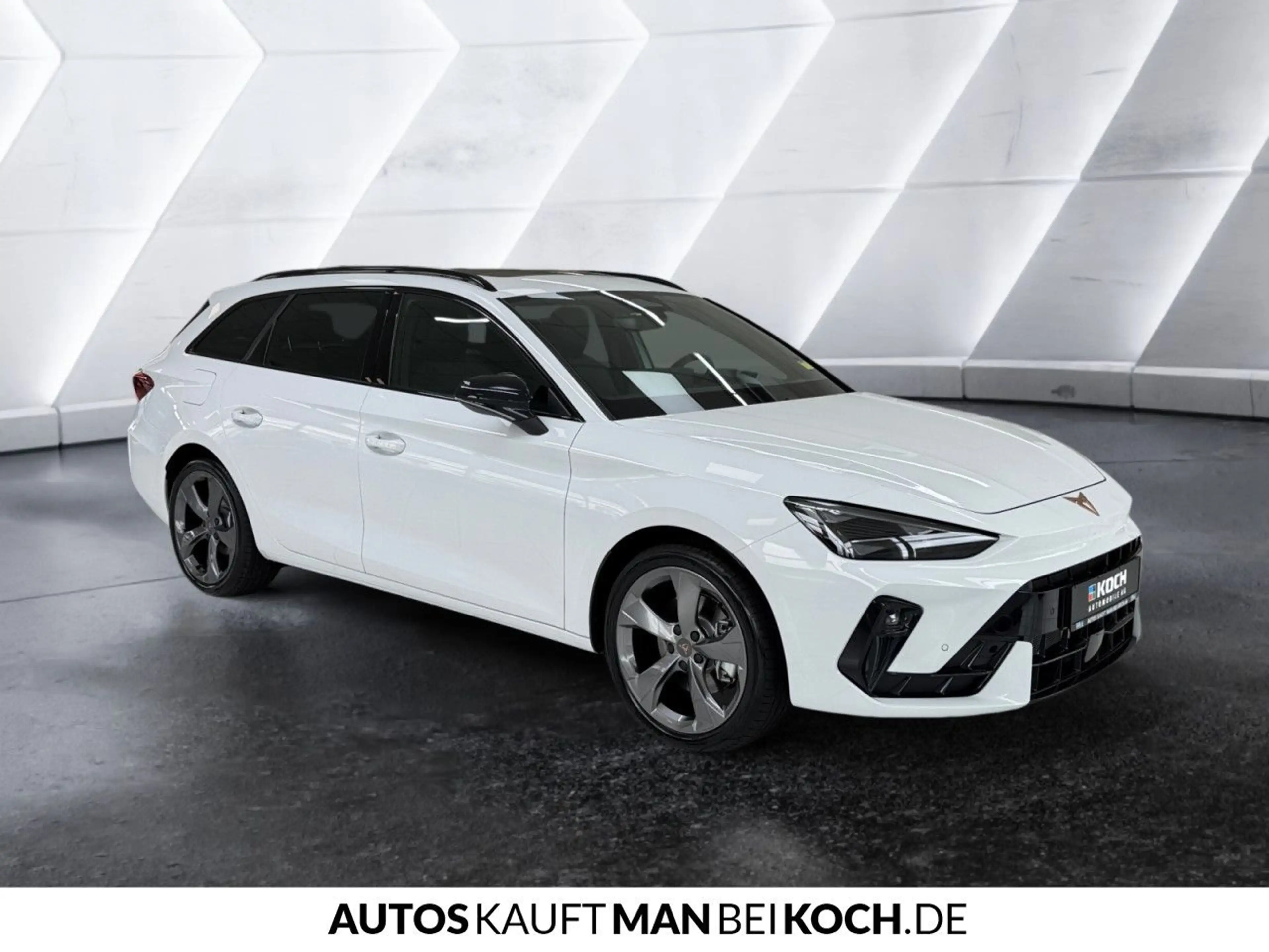 CUPRA Leon Sportstourer 2.0 TSI DSG 4Drive PANO AHK LED — photo 6