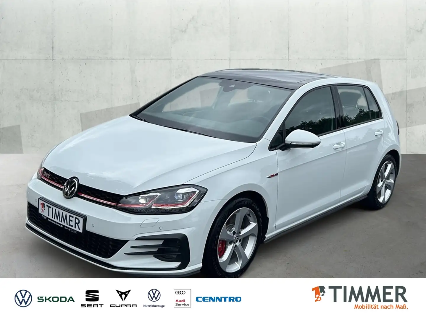 Volkswagen Golf VII 2.0 TSI GTI Performance Pano Navi AHK DCC ACC Wit - 1