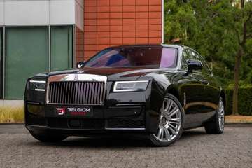 - 6.6i V12 - Full Option - Full History