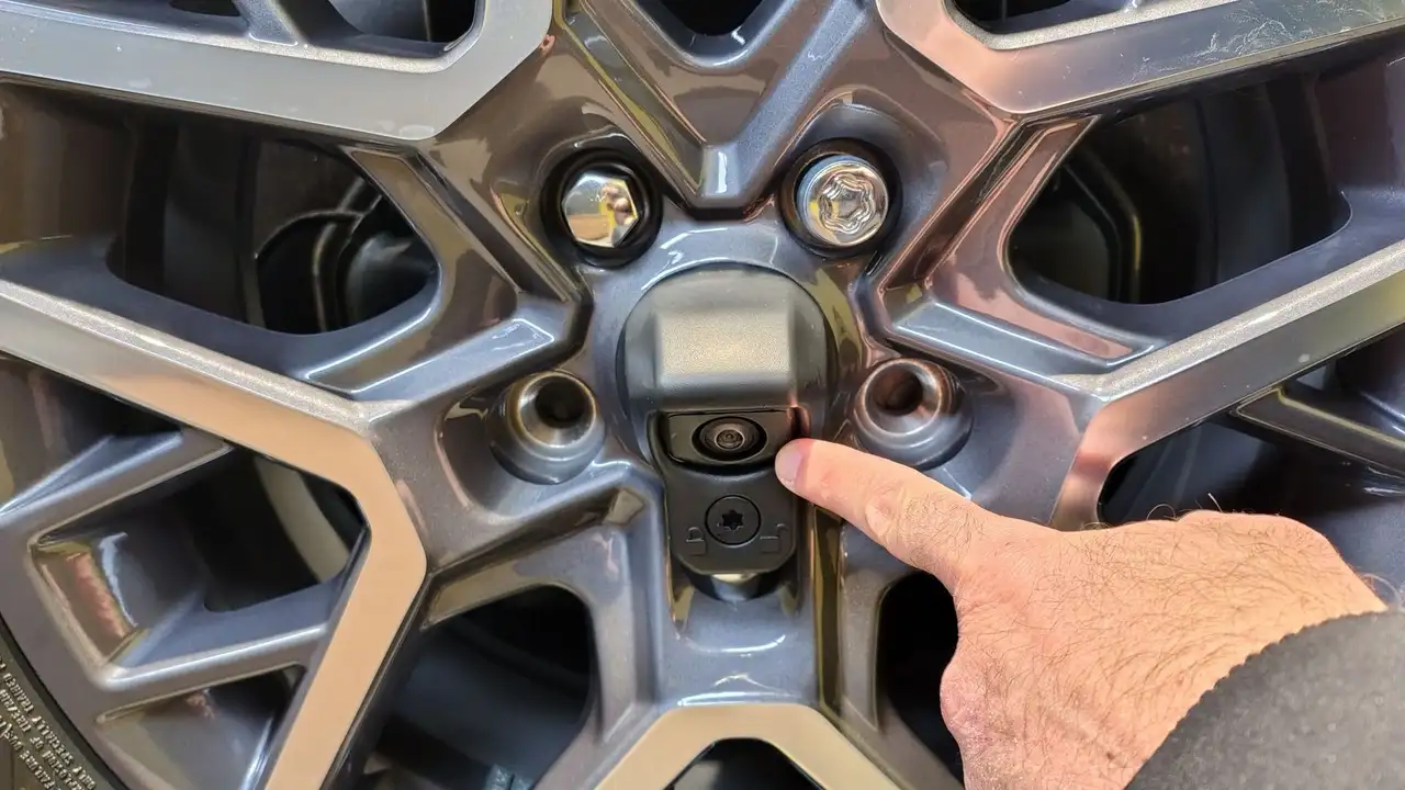 Jeep Wrangler 2.0T Unlimited Sahara Auto 4WD 8