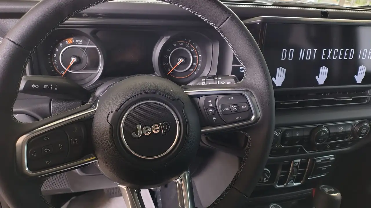 Jeep Wrangler 2.0T Unlimited Sahara Auto 4WD 14