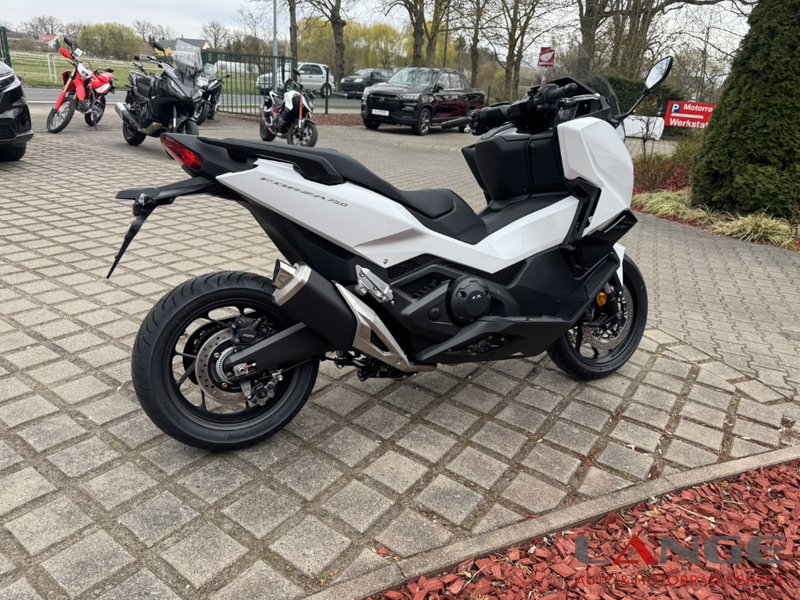 Honda Forza 750 NSS750T ED Forza750 — photo 5