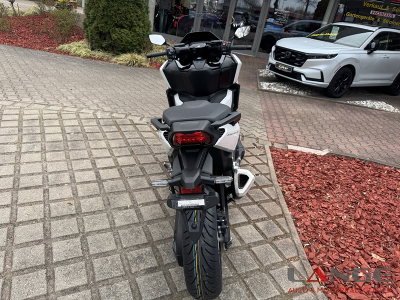 Honda Forza 750 NSS750T ED Forza750 — photo 4
