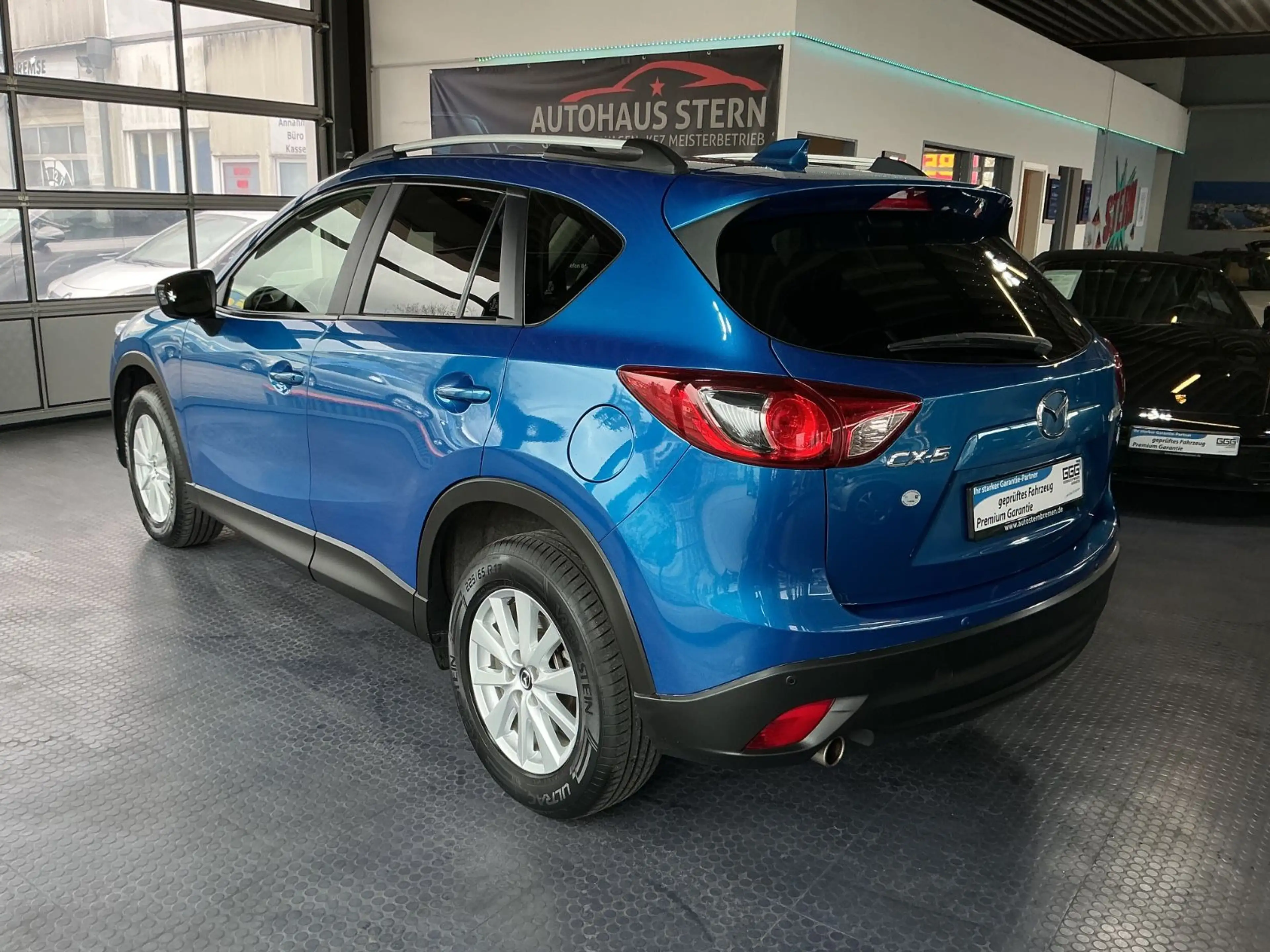 Mazda CX-5 Center-Line 2WD * Touring-Paket * Navi — photo 4