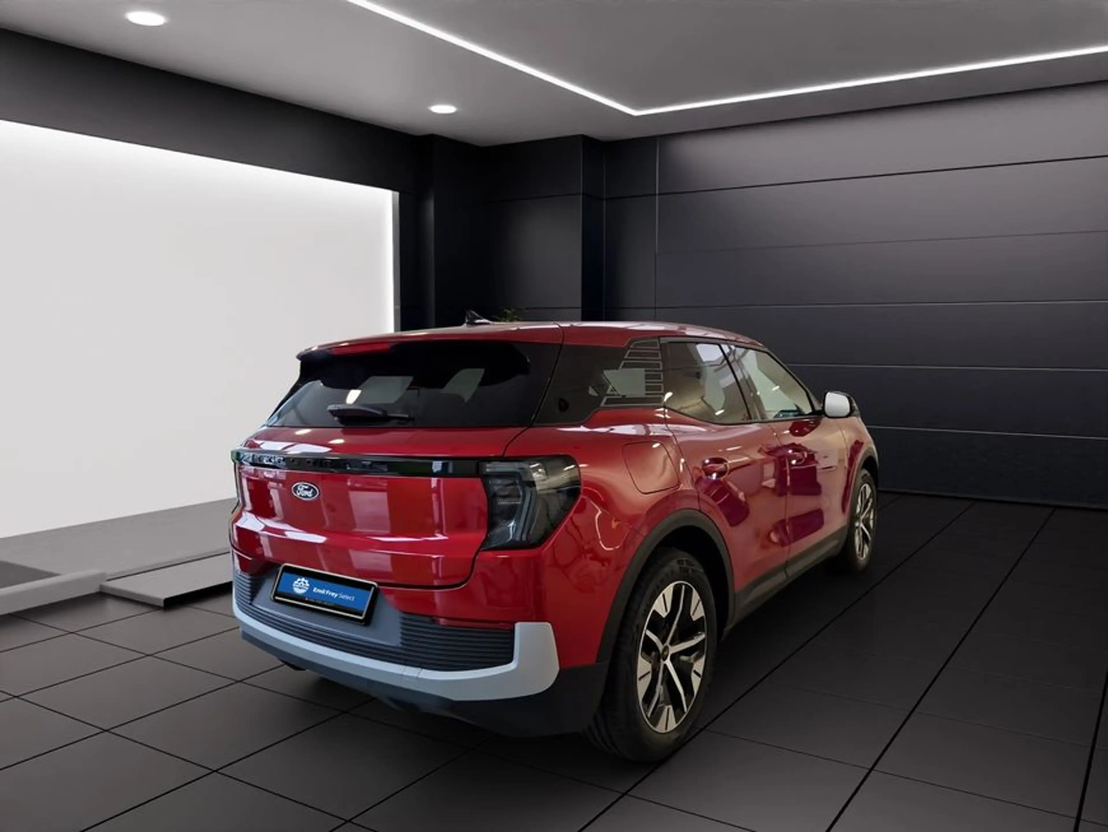 Ford Explorer Elektromotor mit Extended Range RWD 77kWh — photo 6