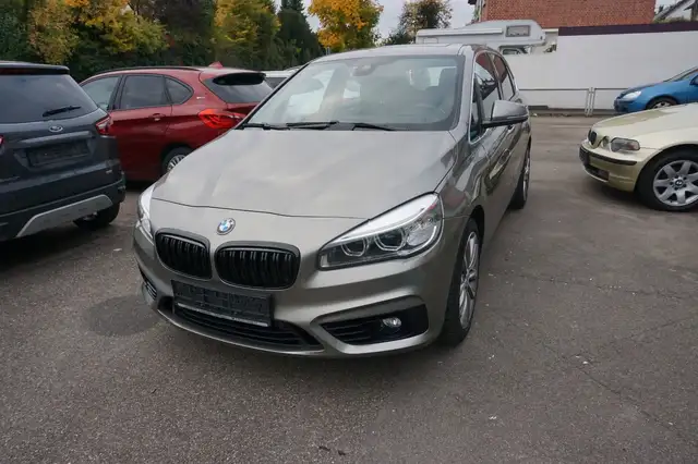 BMW 225 Active Tourer 225 i xDrive*PANO*HUD* LED