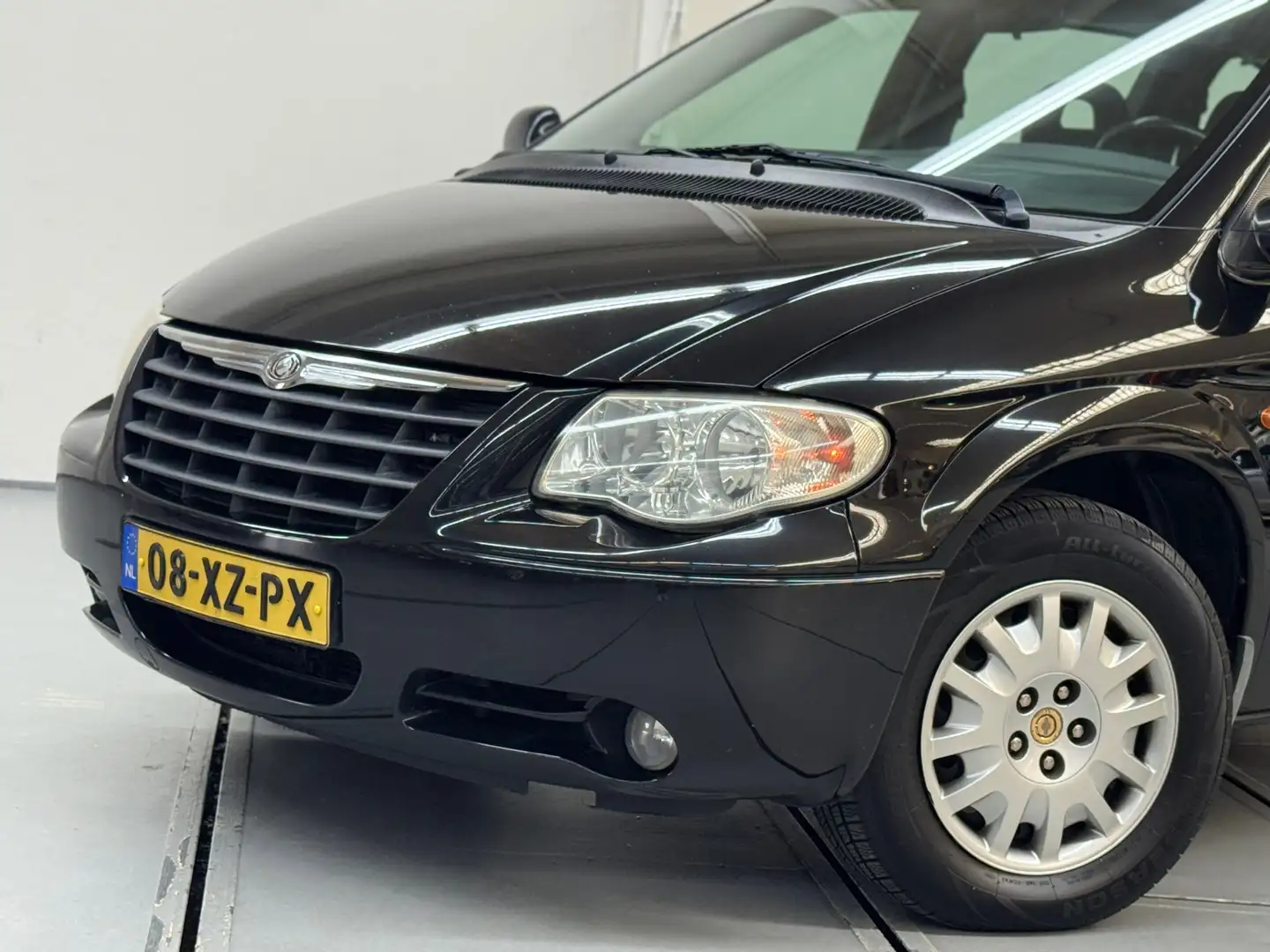 Chrysler Grand Voyager 2.8 CRD Business Edition AUTOMAAT 7 Personen Czarny - 2