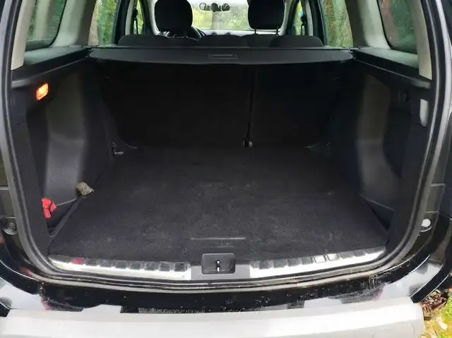 Dacia Duster view 14
