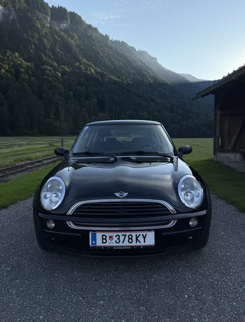 MINI One - 1