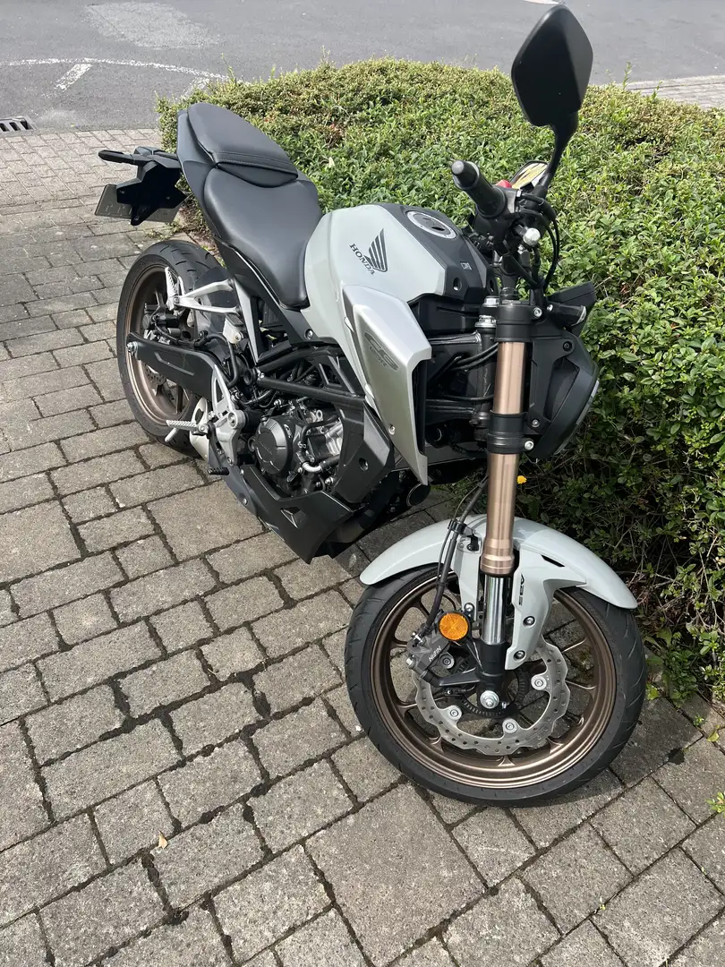 Honda CB 125 Space Gray Naked Bike Gri - 1
