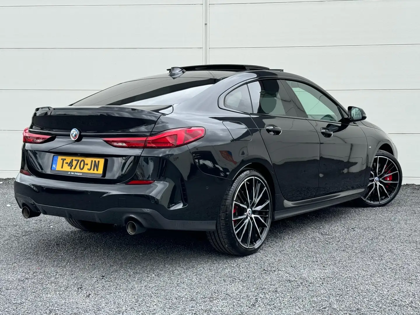 BMW 220 2-serie Gran Coupé 220i M-Sport Org NL Pano HK Sch Zwart - 2