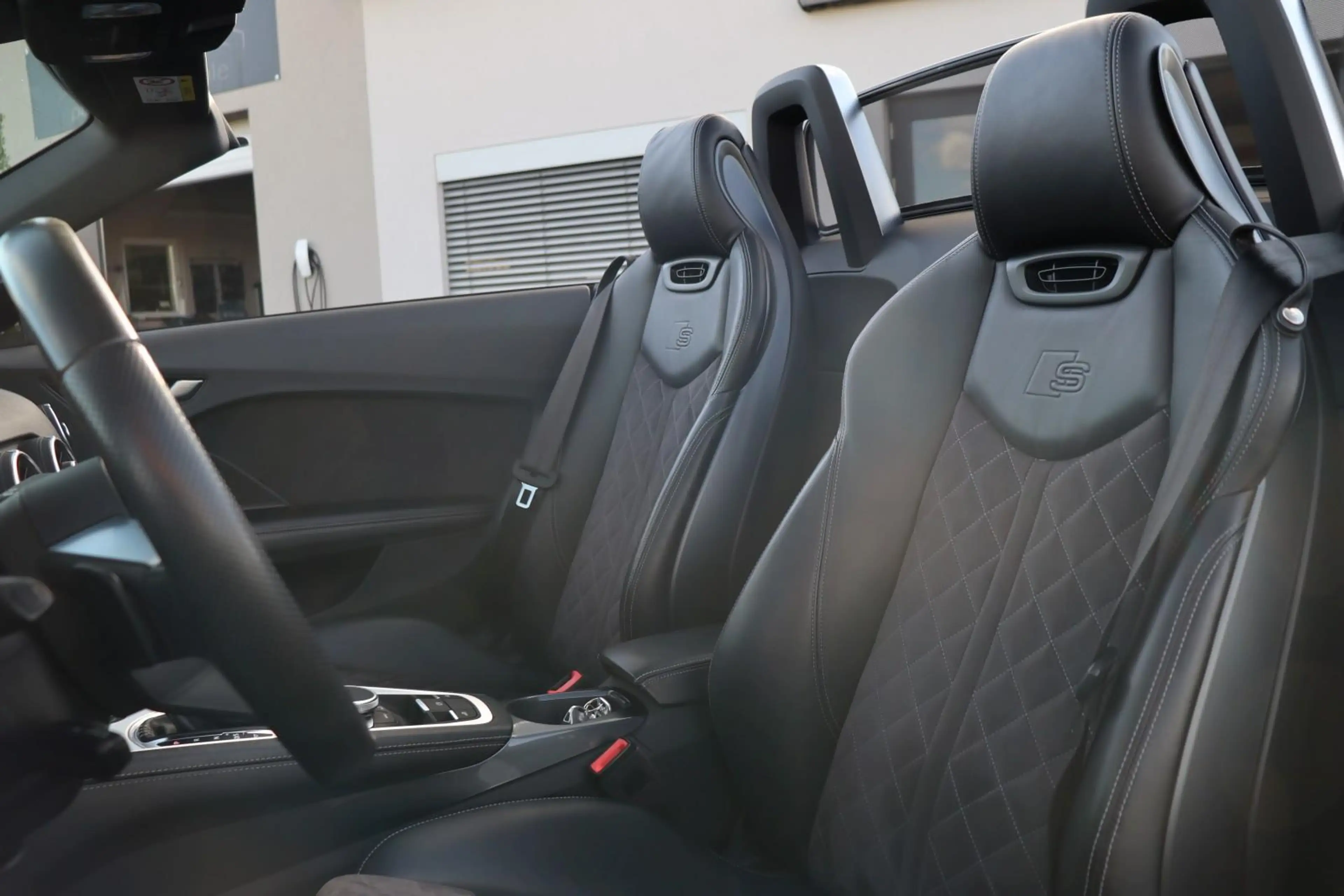 Audi TT 2.0 TFSI quattro S-Line +VIRTUAL+LED+B&O+NAVI+ — photo 15
