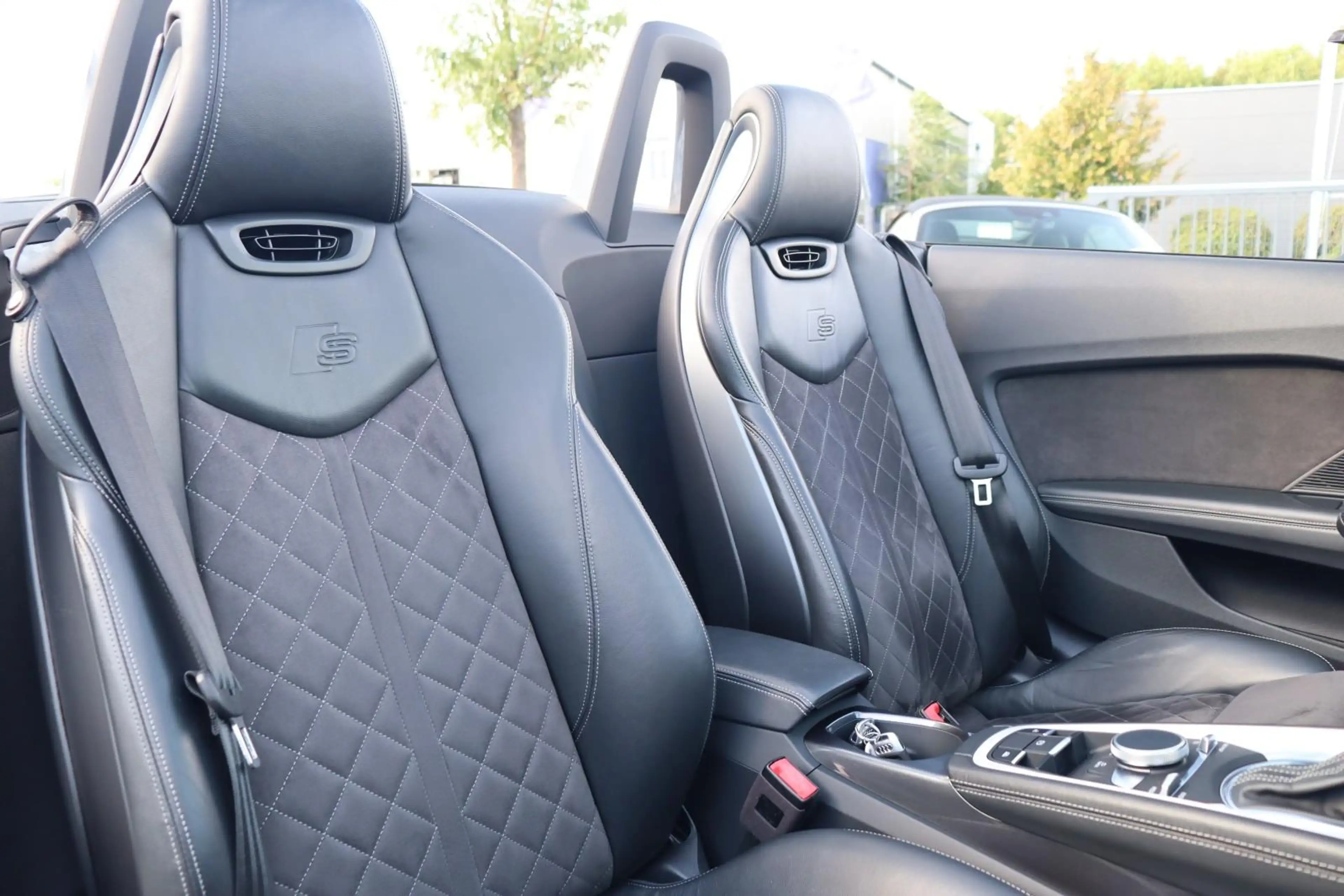 Audi TT 2.0 TFSI quattro S-Line +VIRTUAL+LED+B&O+NAVI+ — photo 10