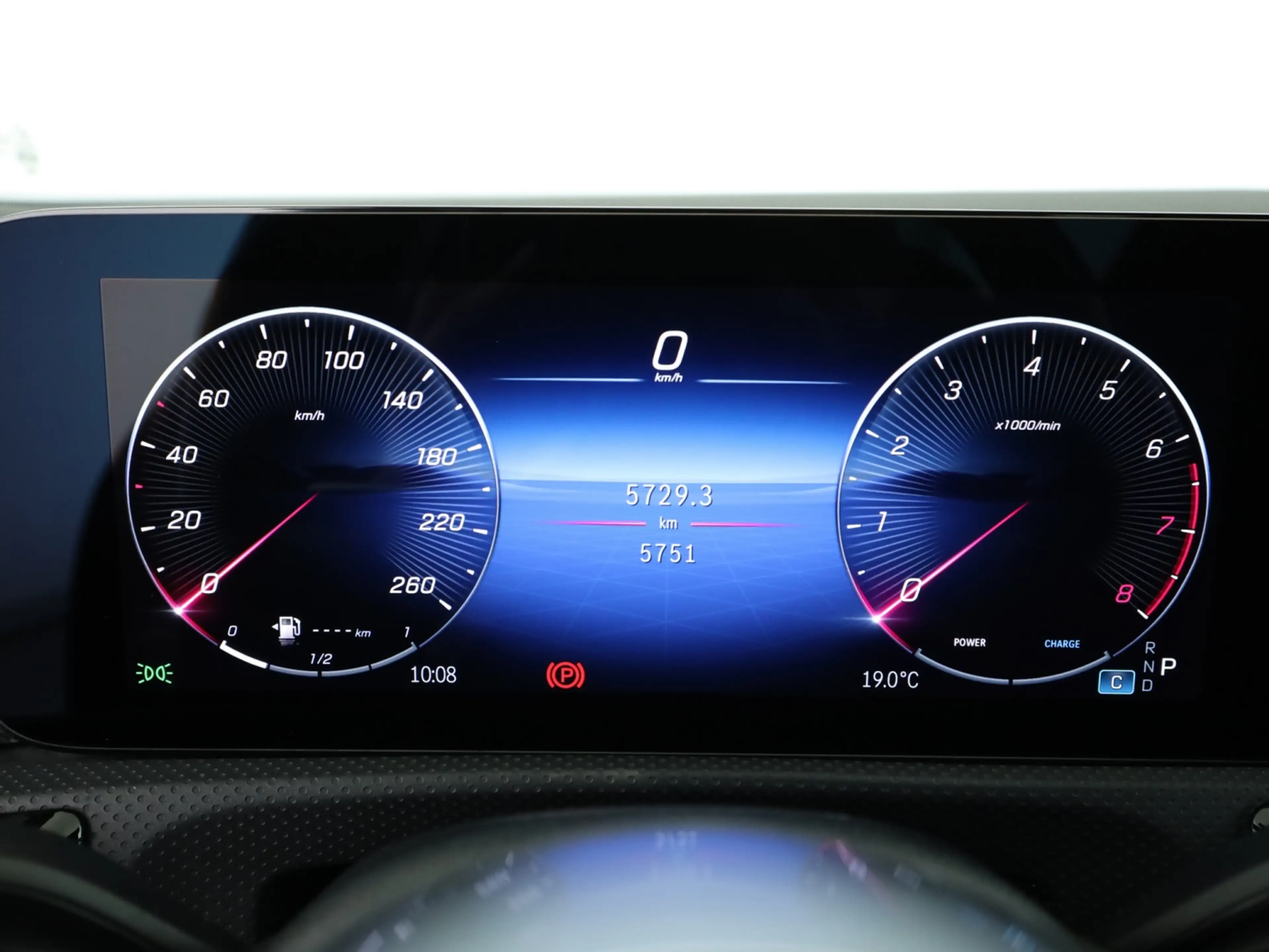Mercedes-Benz CLA 180 *Progressive Advanced*LED*PDC*Kam*Night — photo 12