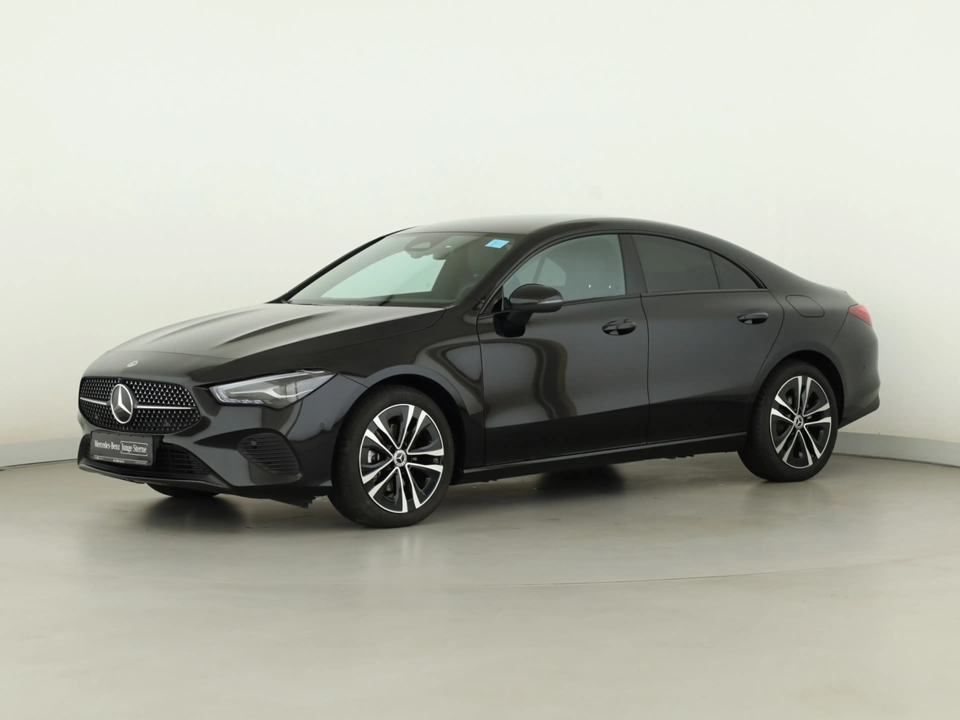 Mercedes-Benz CLA 180 *Progressive Advanced*LED*PDC*Kam*Night — photo 5