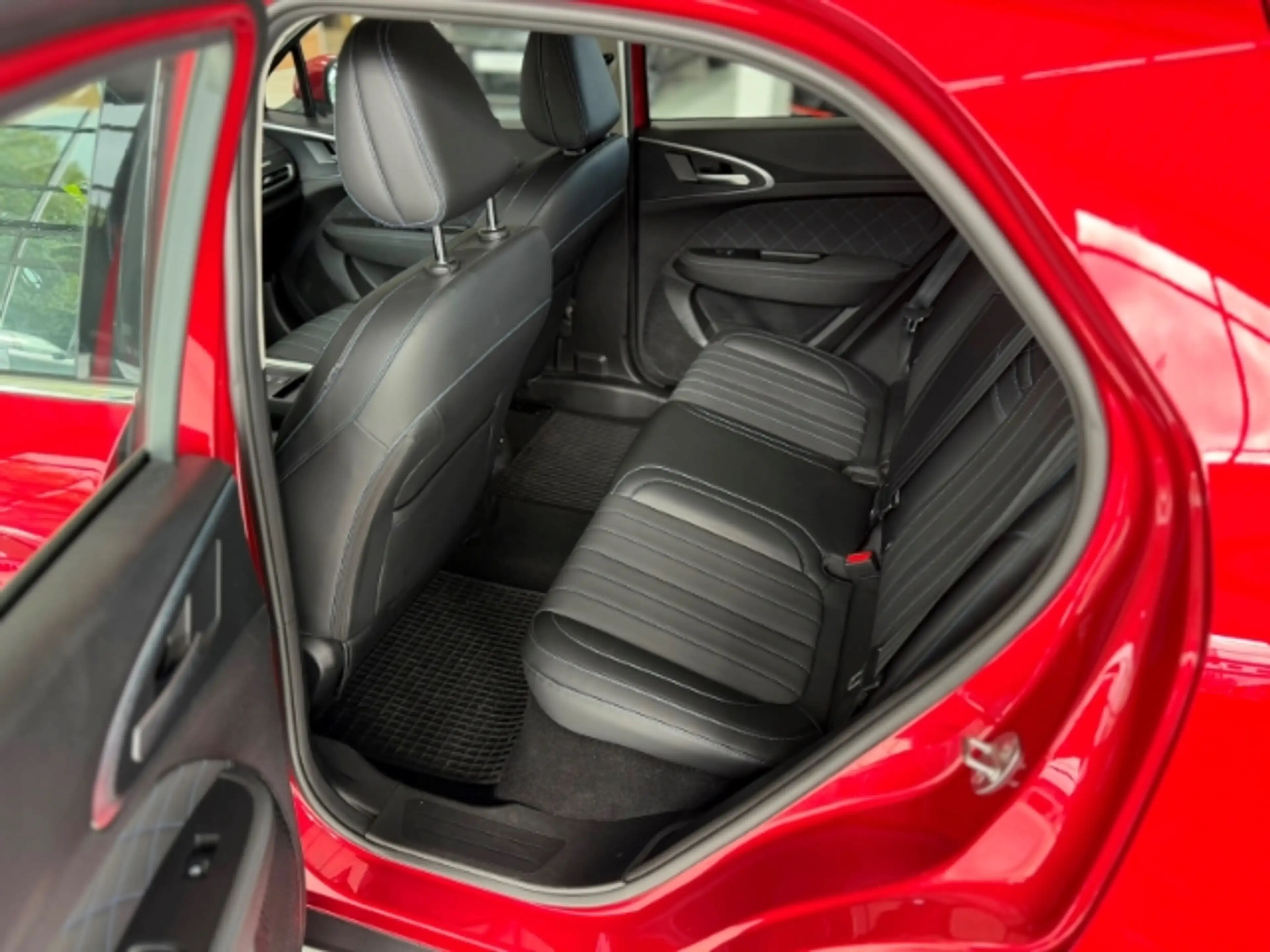 GWM ORA 03 300 Basis mit Klimaautomatik Keyless Go — photo 9