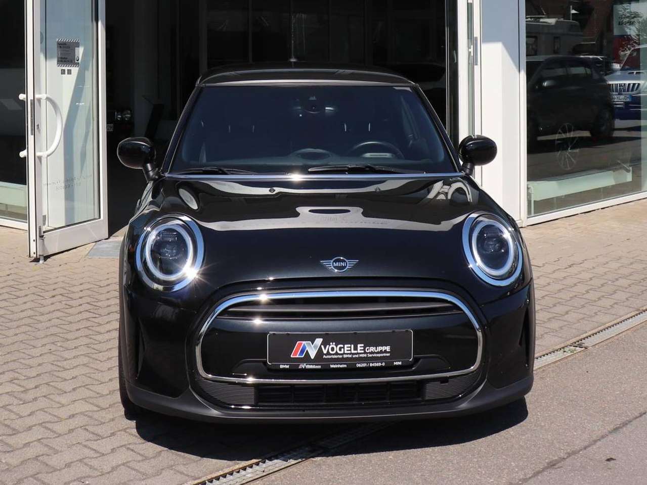 MINI Cooper 2023 — Cooper S Classic Trim Schaltge.  16" LMR Sportsitze