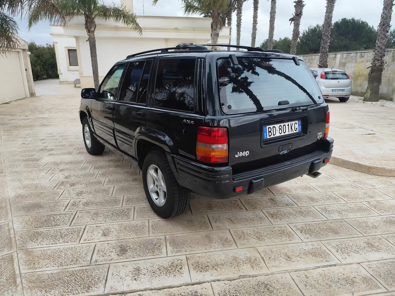 Jeep Grand Cherokee 5.9 Limited LX auto, foto 2
