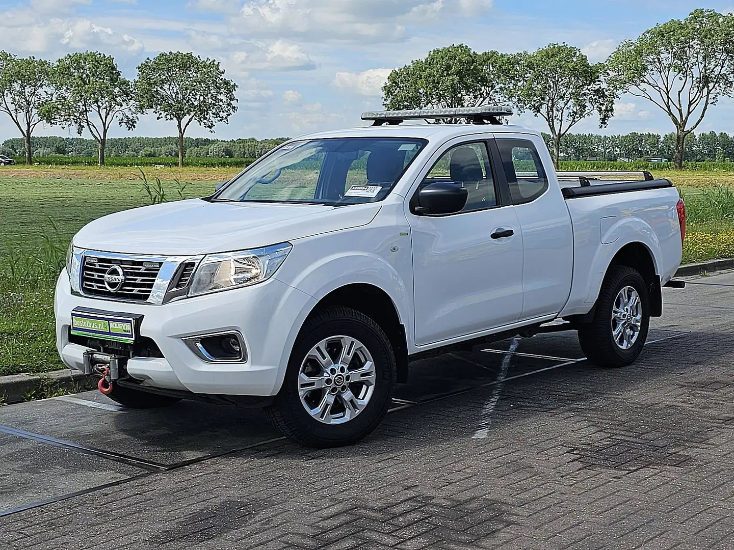 Nissan Navara 2.3 DCI 4X4 EURO6 Wit - 2