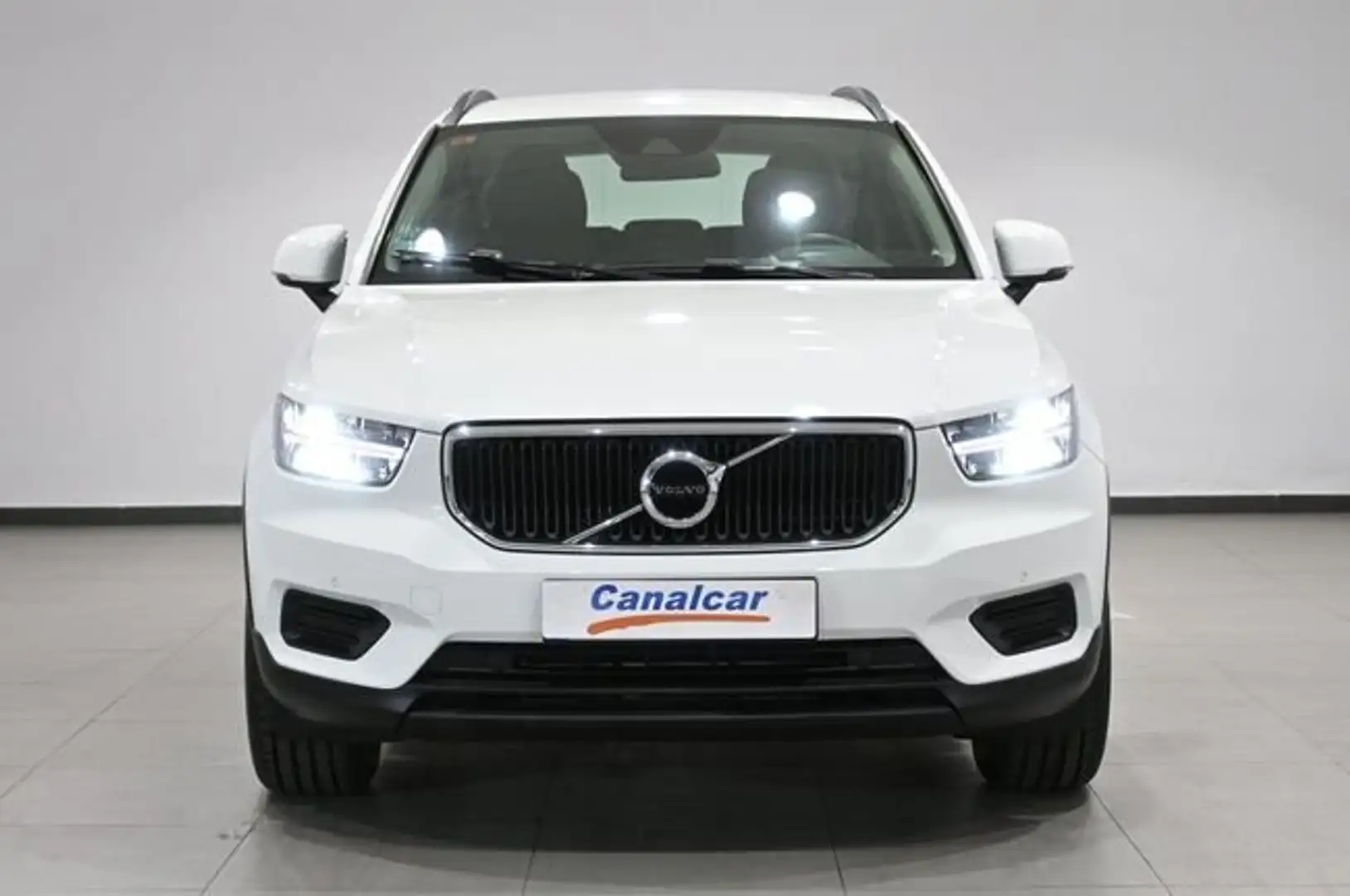 Volvo XC40 T3 Blanco - 2