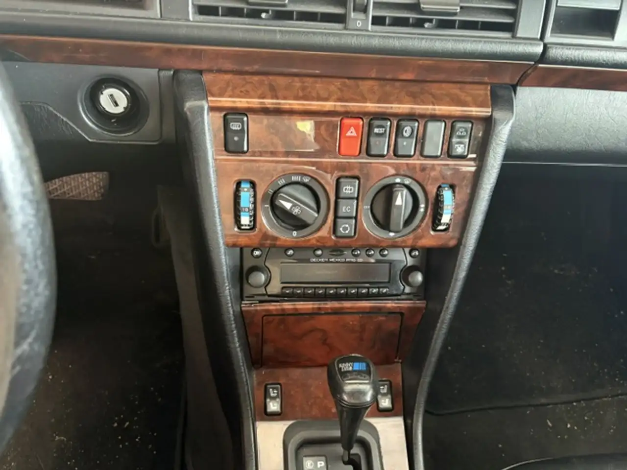 Mercedes-Benz 300 Cabriolet W124, foto 12
