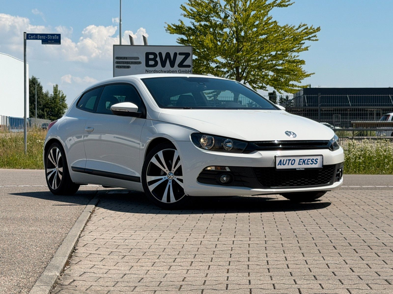 Volkswagen Scirocco 2.0 TSI DCC*DYNAUDIO*A/C*TEMP