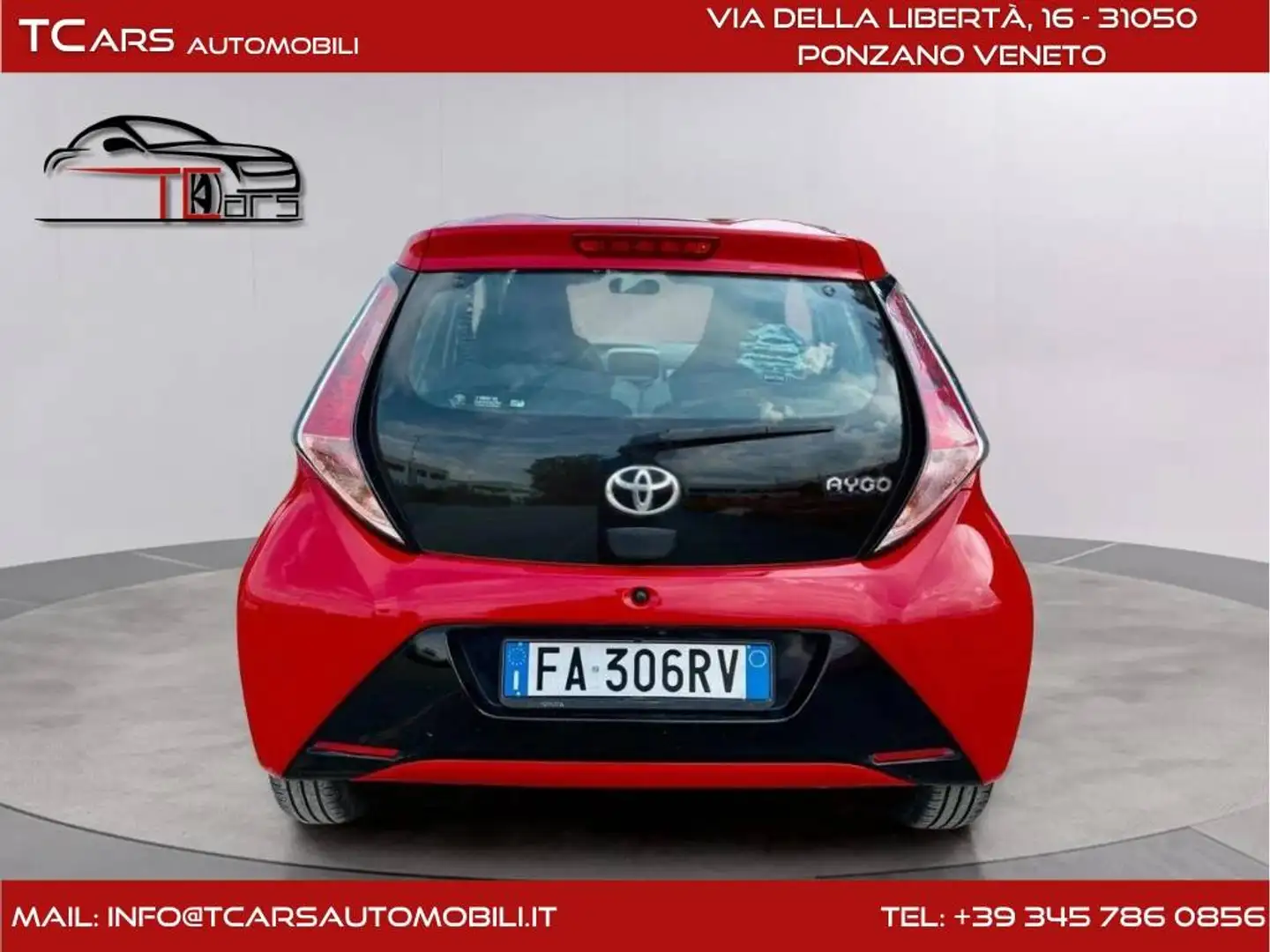 Toyota Aygo 1.0 BENZINA EURO 6 NEOPATENTE Rojo - 1
