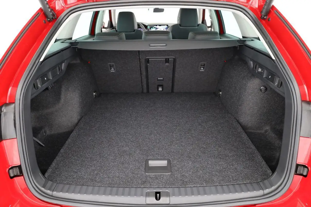 Skoda Octavia 2026 — фото 13