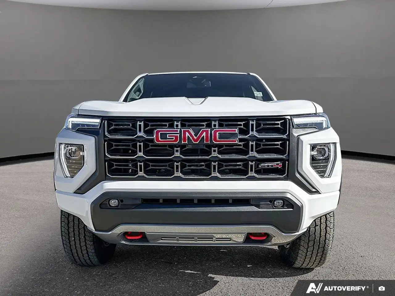 GMC Canyon снимка GMC Canyon