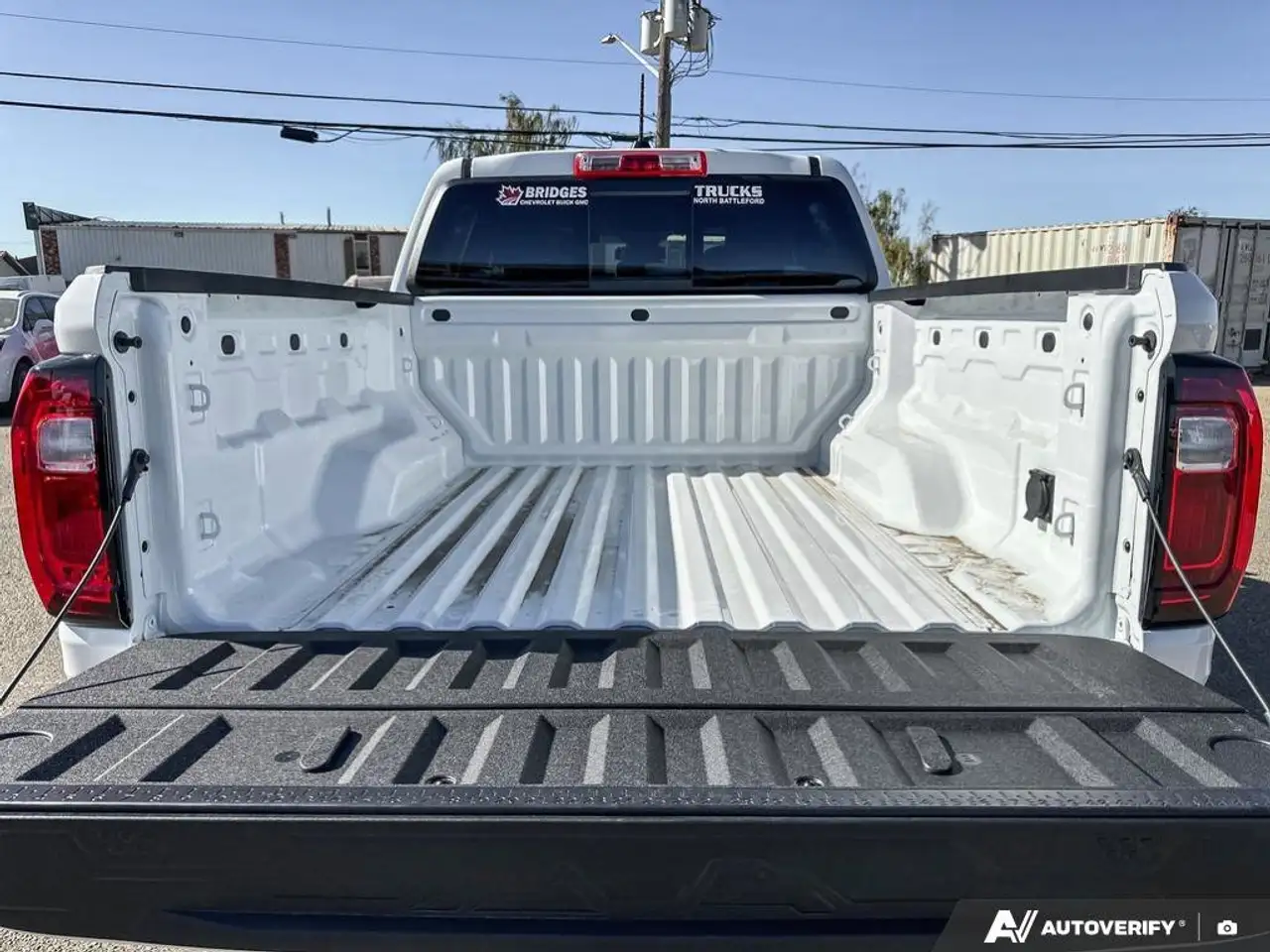 GMC Canyon снимка GMC Canyon