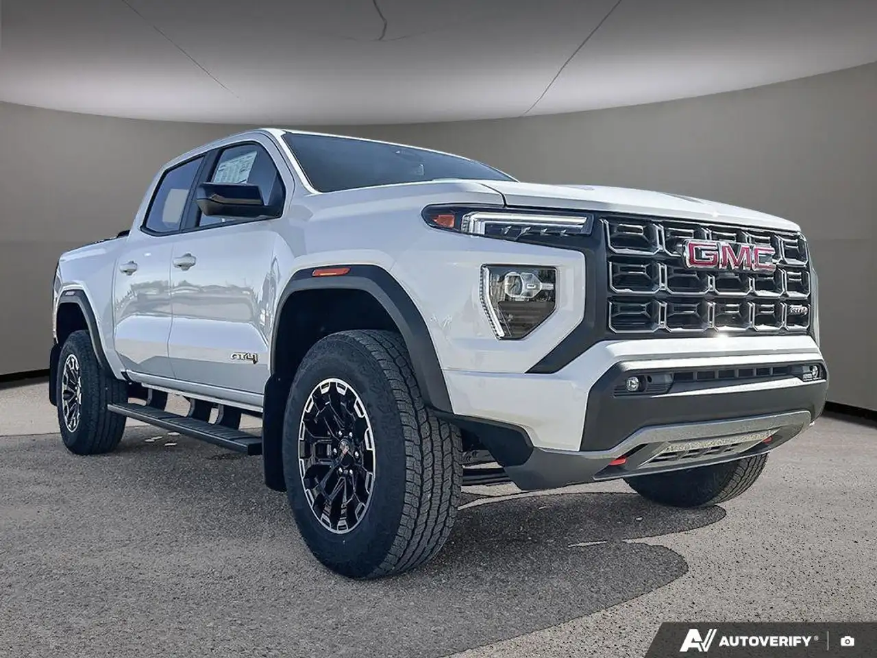 GMC Canyon снимка GMC Canyon