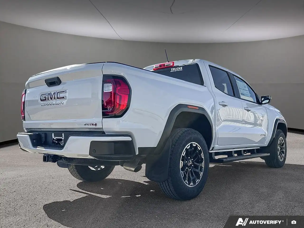 GMC Canyon снимка GMC Canyon