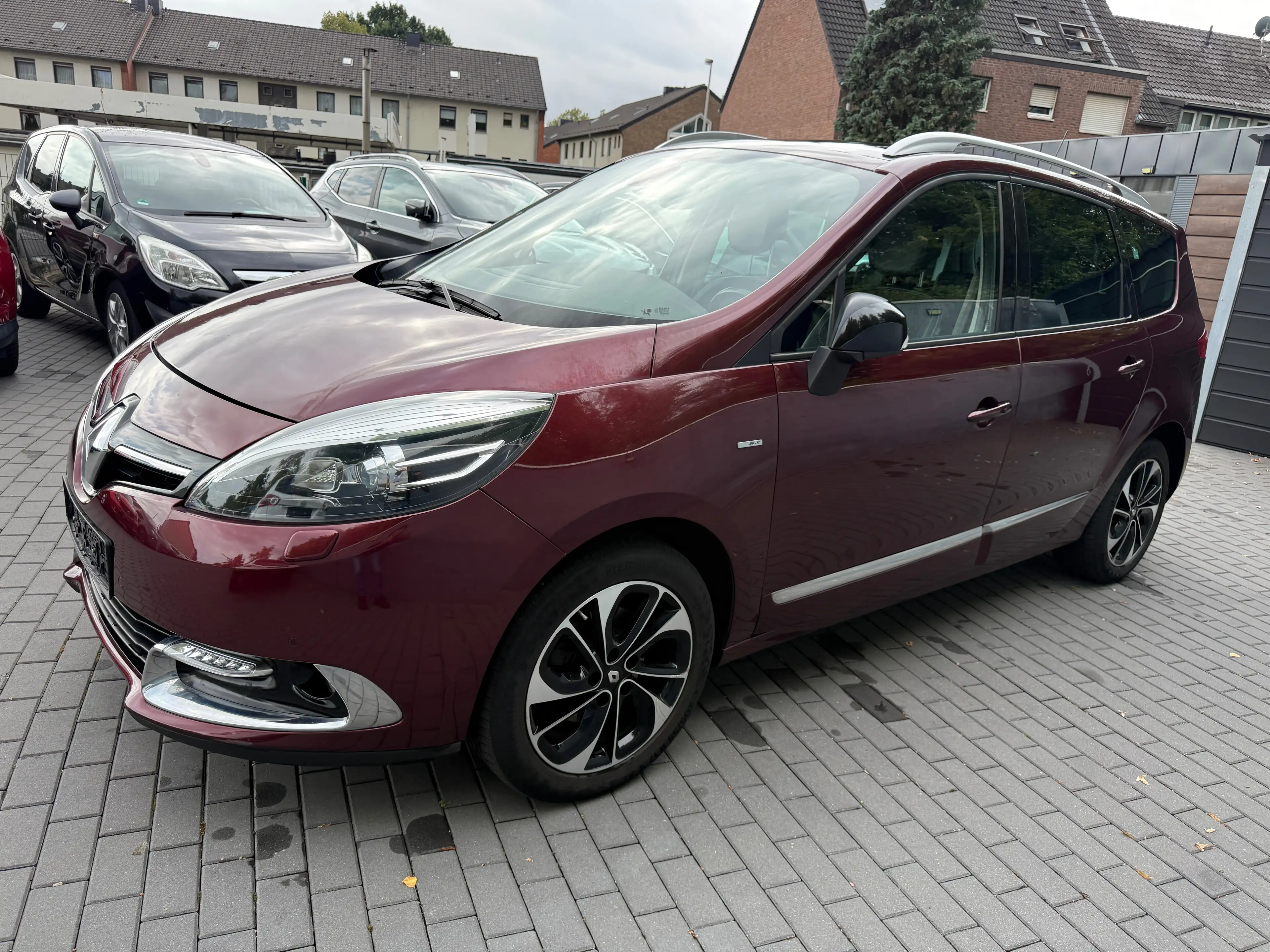 Renault Grand Scenic Grand BOSE Edition*7 Sitzer*1.HAND
