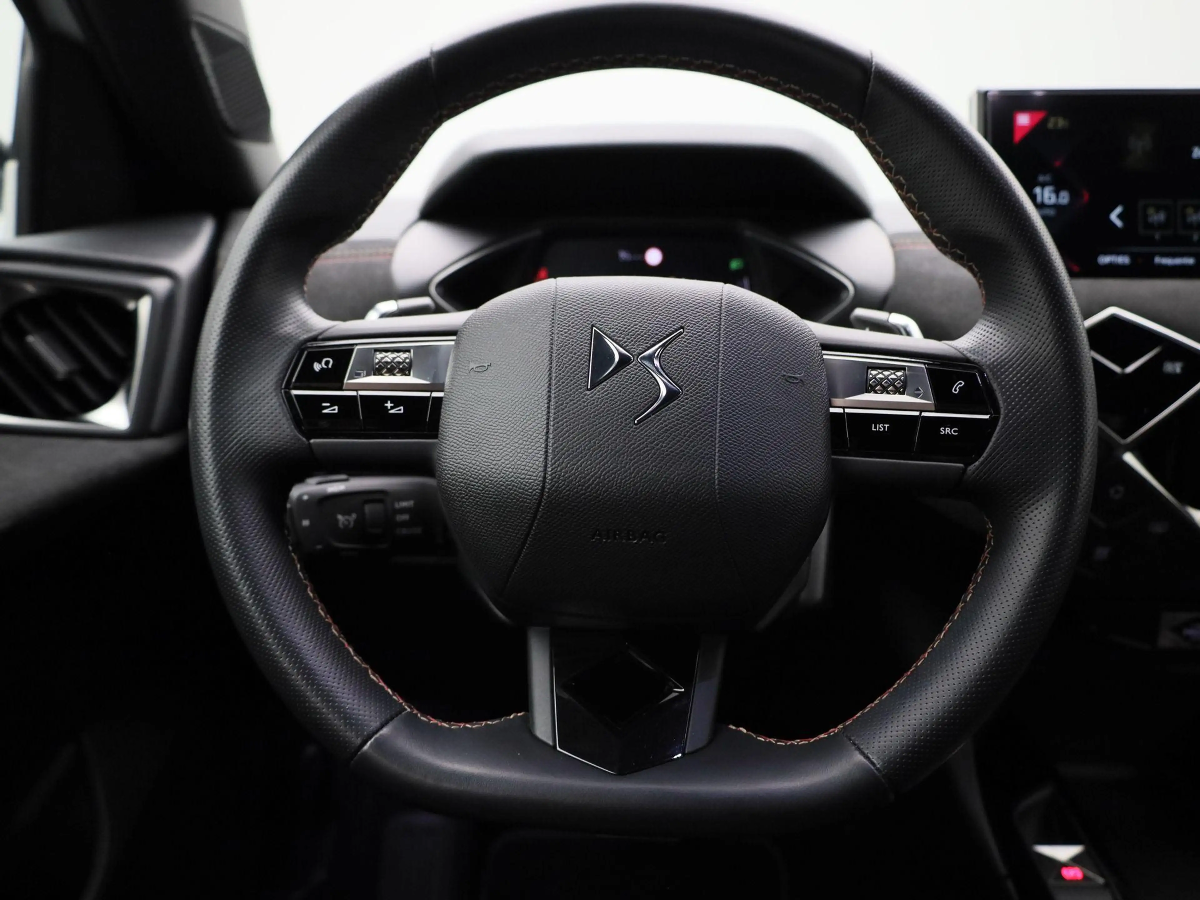 DS Automobiles DS 3 Crossback PureTech 130 Automatic PERFORMANCE Line — photo 7