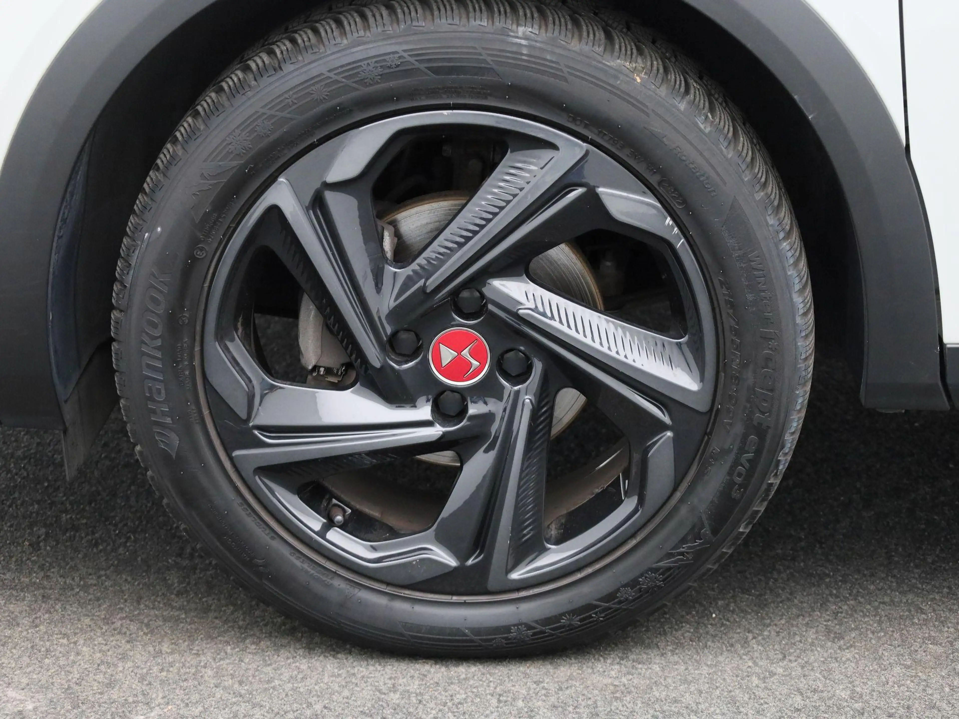 DS Automobiles DS 3 Crossback PureTech 130 Automatic PERFORMANCE Line — photo 12
