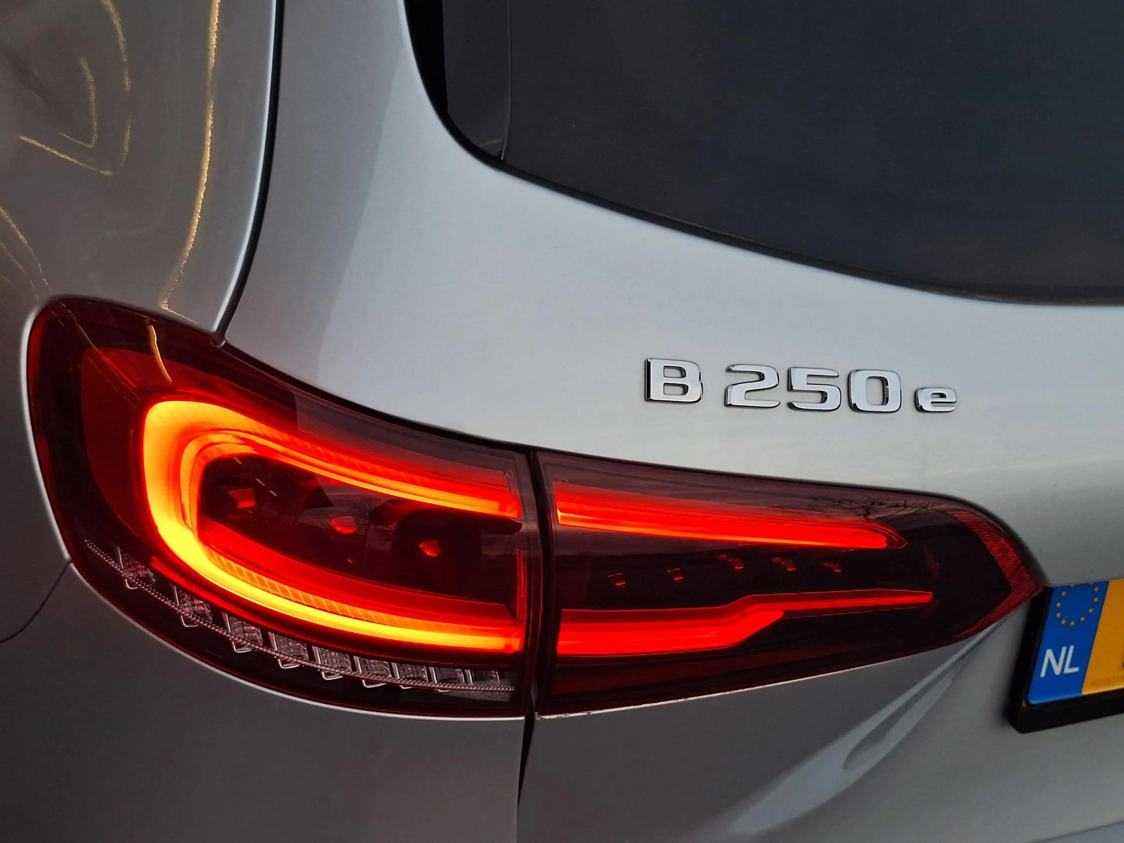 Mercedes-Benz B 250 e Business Solution AMG Limited | Pano | AMG pack — photo 13