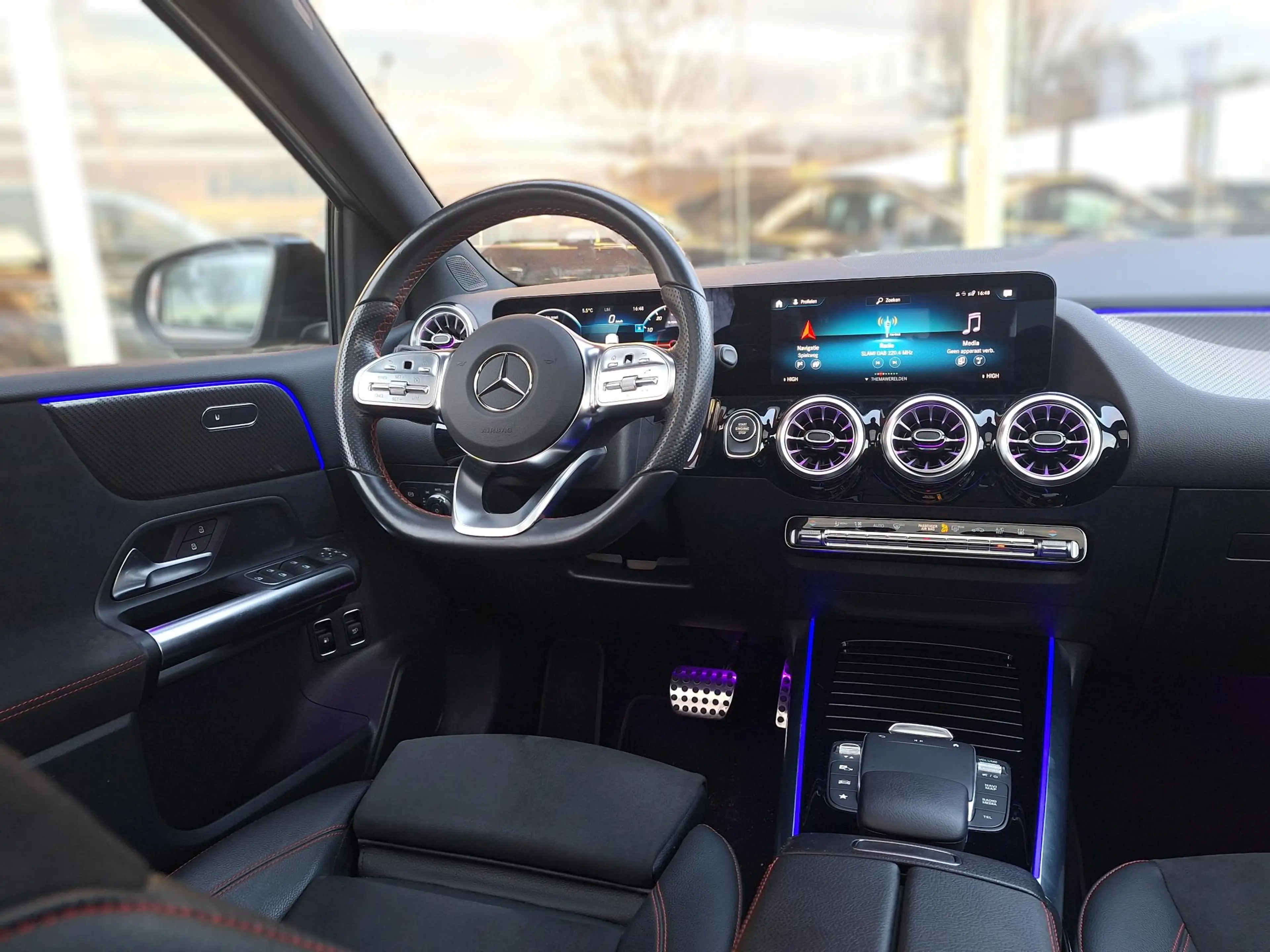 Mercedes-Benz B 250 e Business Solution AMG Limited | Pano | AMG pack — photo 14