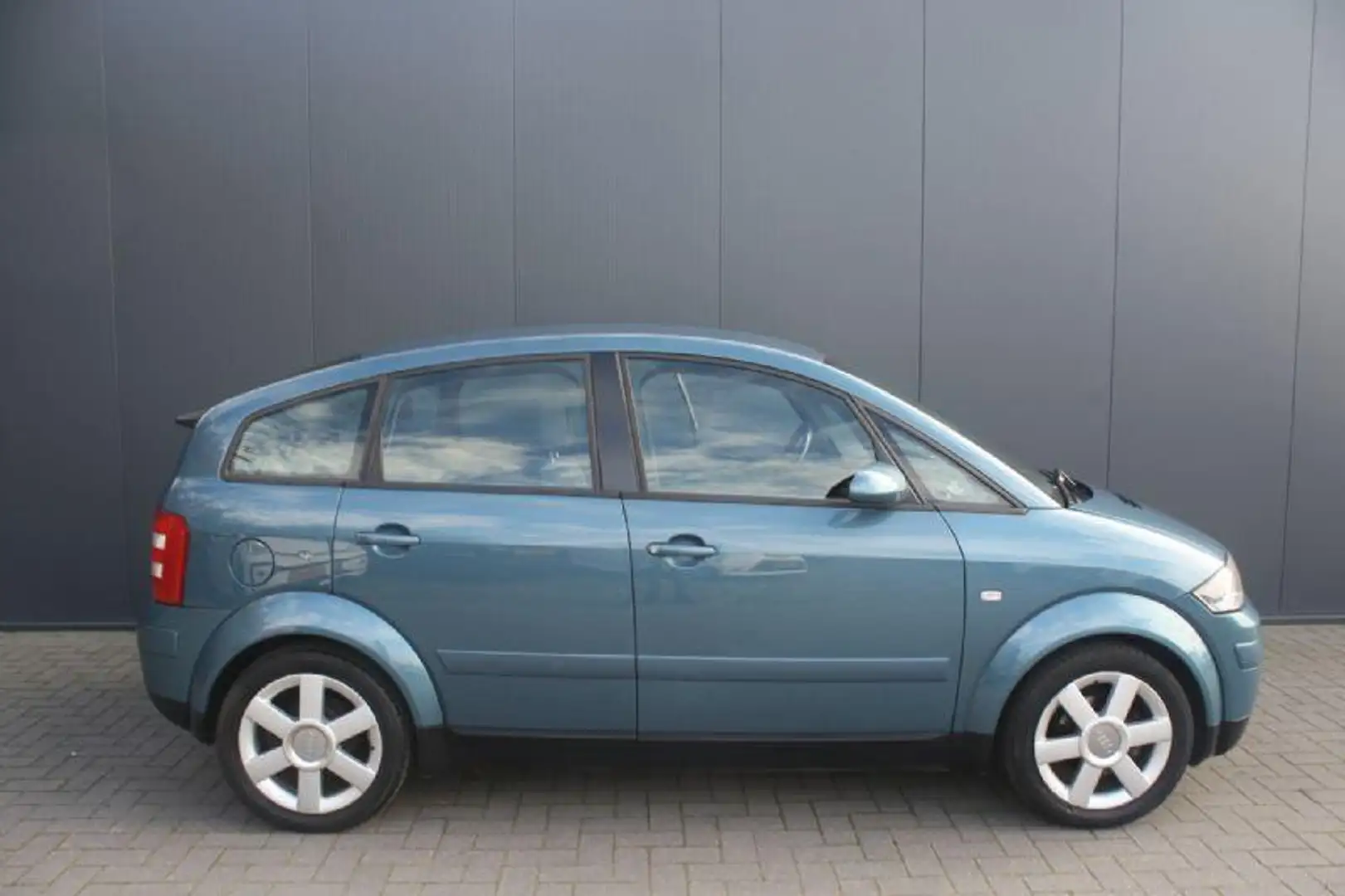 Audi A2 1.4 - CLIMATE CONTROL - EXCLUSIVE PAKKET Blau - 2