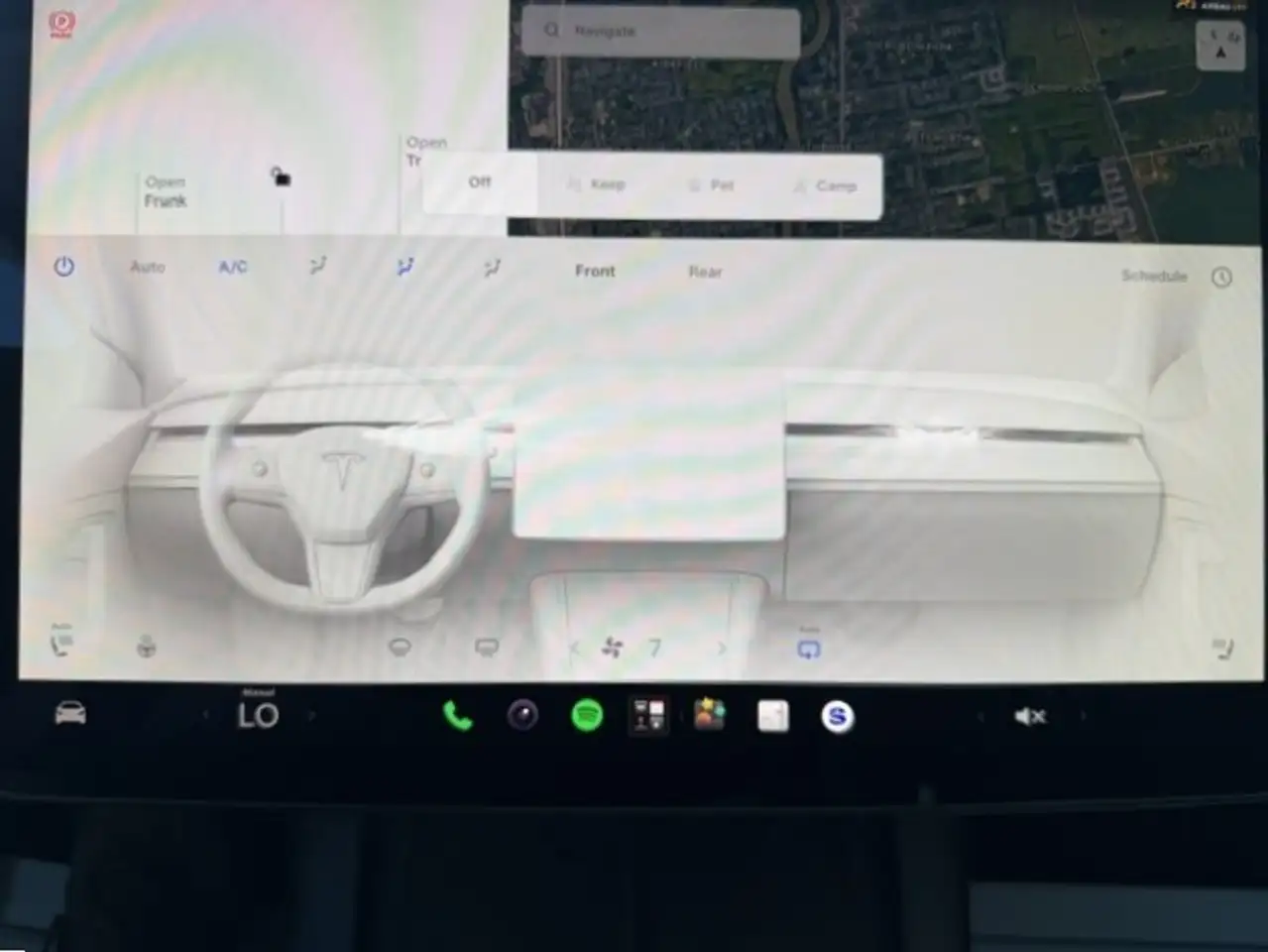 Tesla Model 3 снимка Tesla Model 3