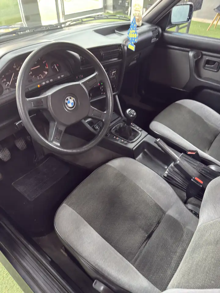 BMW 325iX 4x4 4p, foto 4