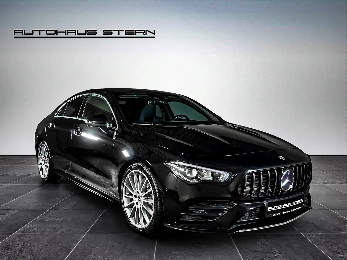 Mercedes-Benz CLA 220 CLA 220 AMG Line*MBUX*ALCANTARA*LED High Performan Schwarz - 1