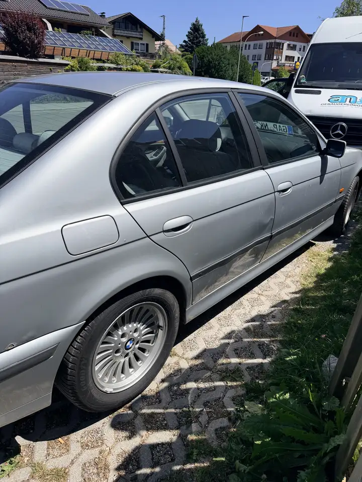 BMW 528i, foto 3