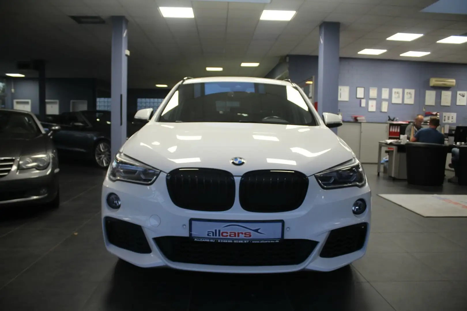 BMW X1 sDrive18i - M Sport - 1.Hand - Weiß - 2
