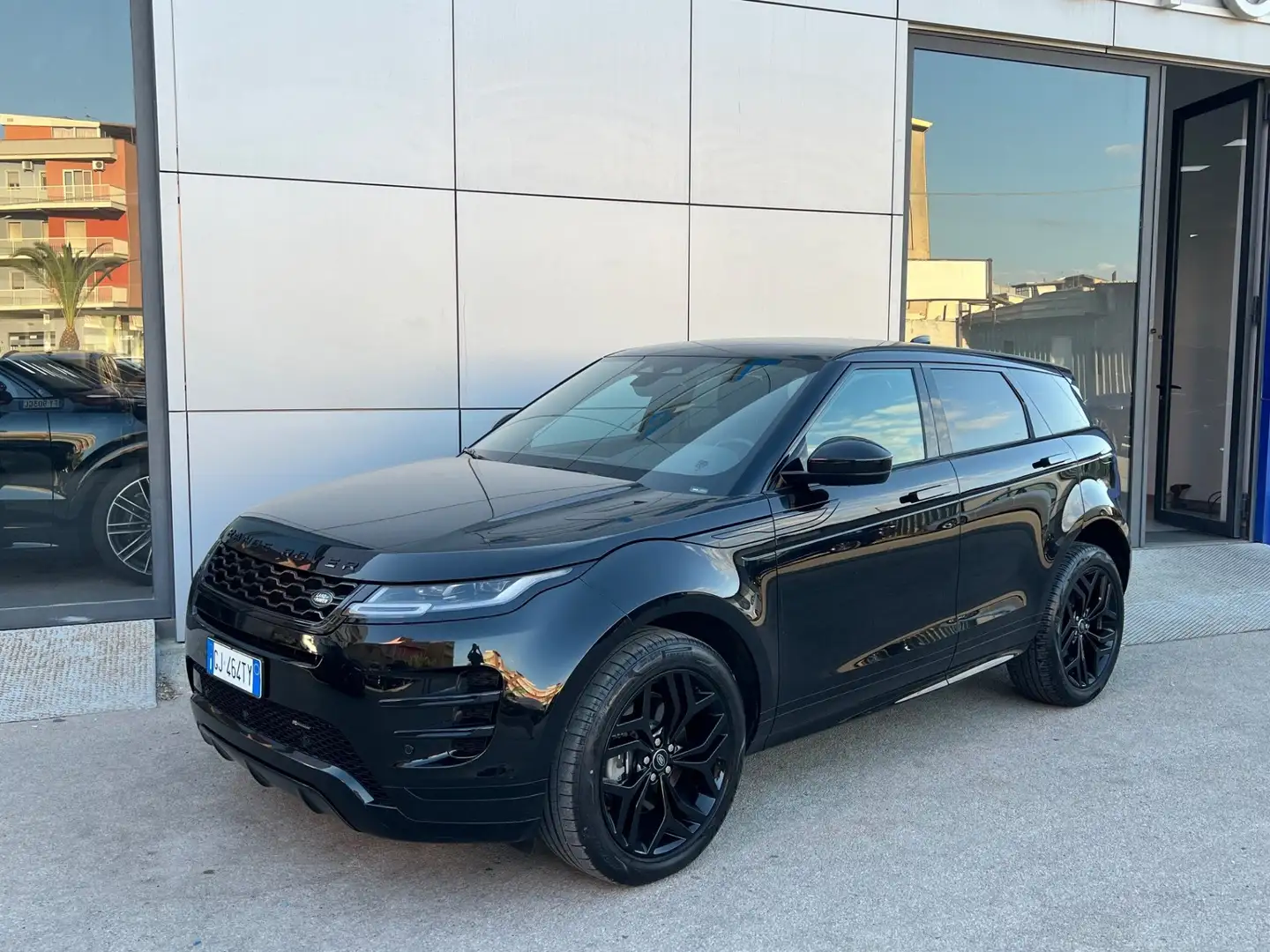 Land Rover Range Rover Evoque R-Dynamic Anticipo €13.900 noleggio no scoring Nero - 1