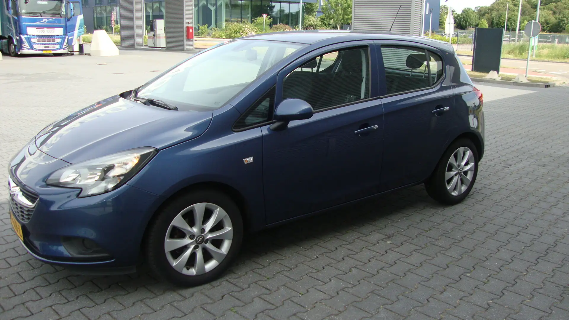 Opel Corsa 1.4 90pk 5d Edition 1JR garantie, Airco,Cruise, Bl Blauw - 2