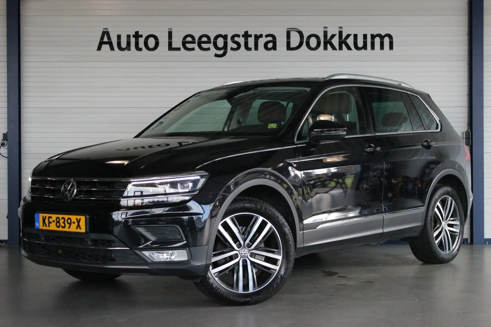 Volkswagen Tiguan 2.0 TSI 4Motion Highline Trekhaak | Virtual Cockpi Zwart - 1